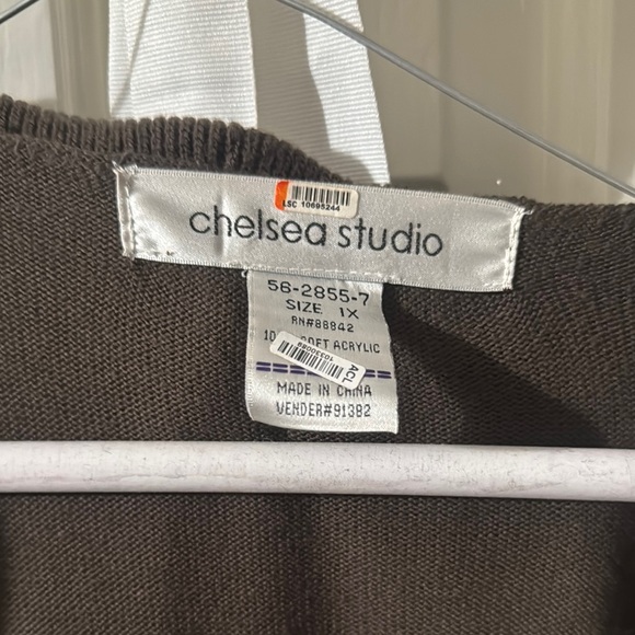 Gray Asymmetrical Ruffled Skirt - Picture 2 of 3